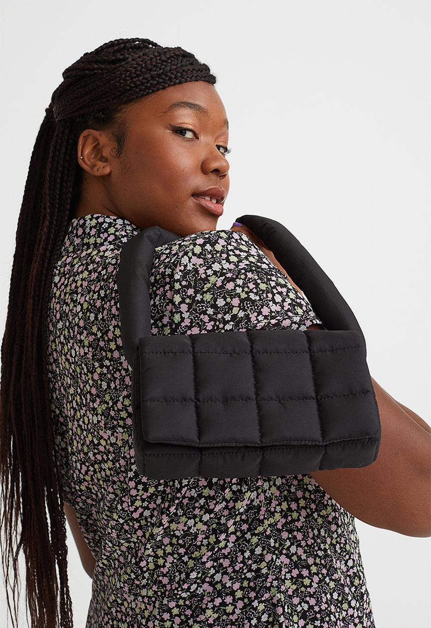 H&M - Quilted shoulder bag - black