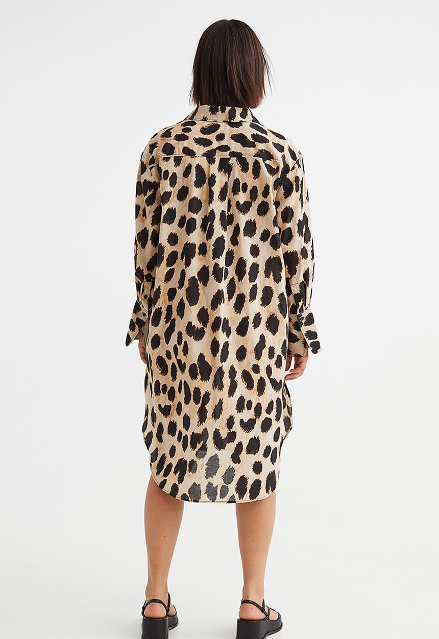 H&M - Oversized shirt dress - light beige/leopard-print