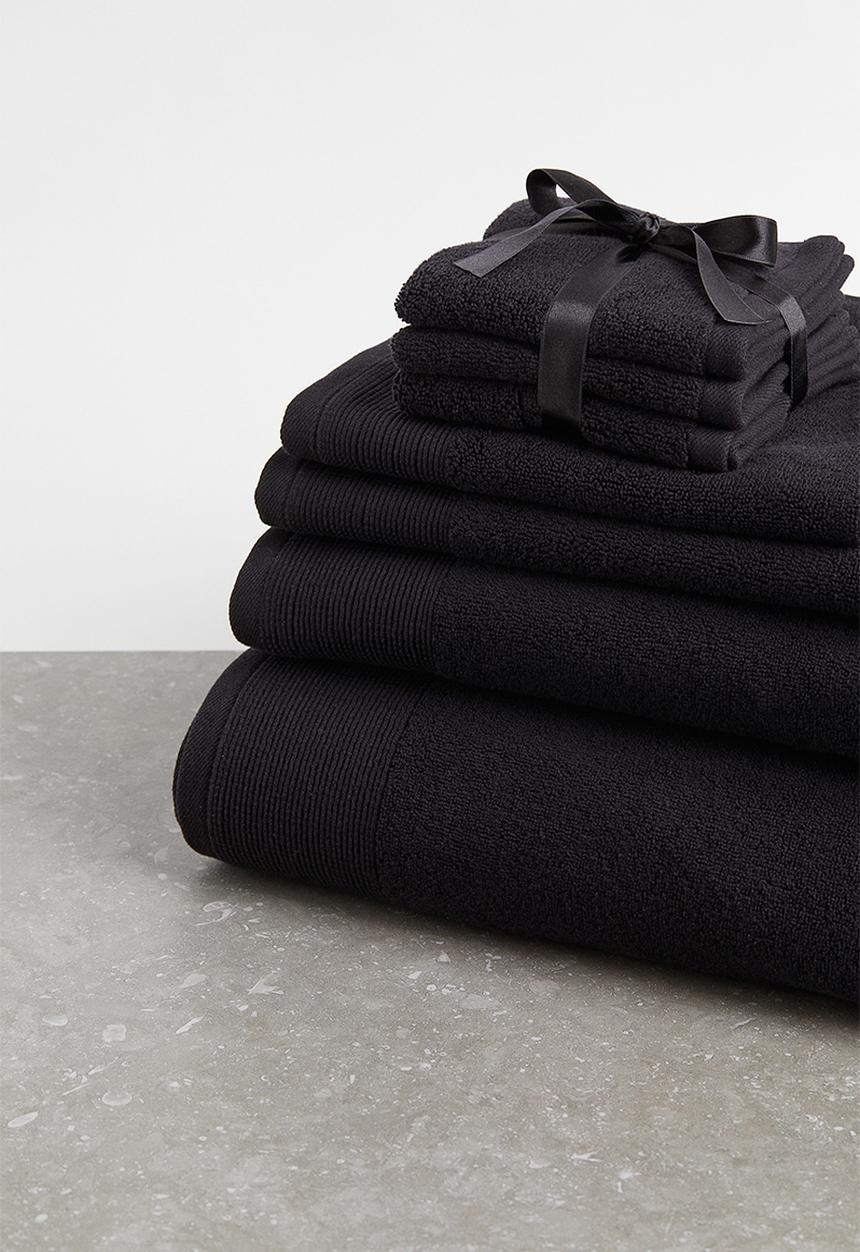H&M - Cotton terry bath towel - black