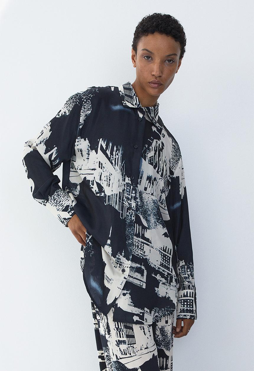 H&M - Shirt with a sheen - dark blue/stockholm