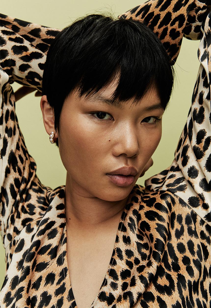 H&M - Gathered blouse - beige/leopard-print