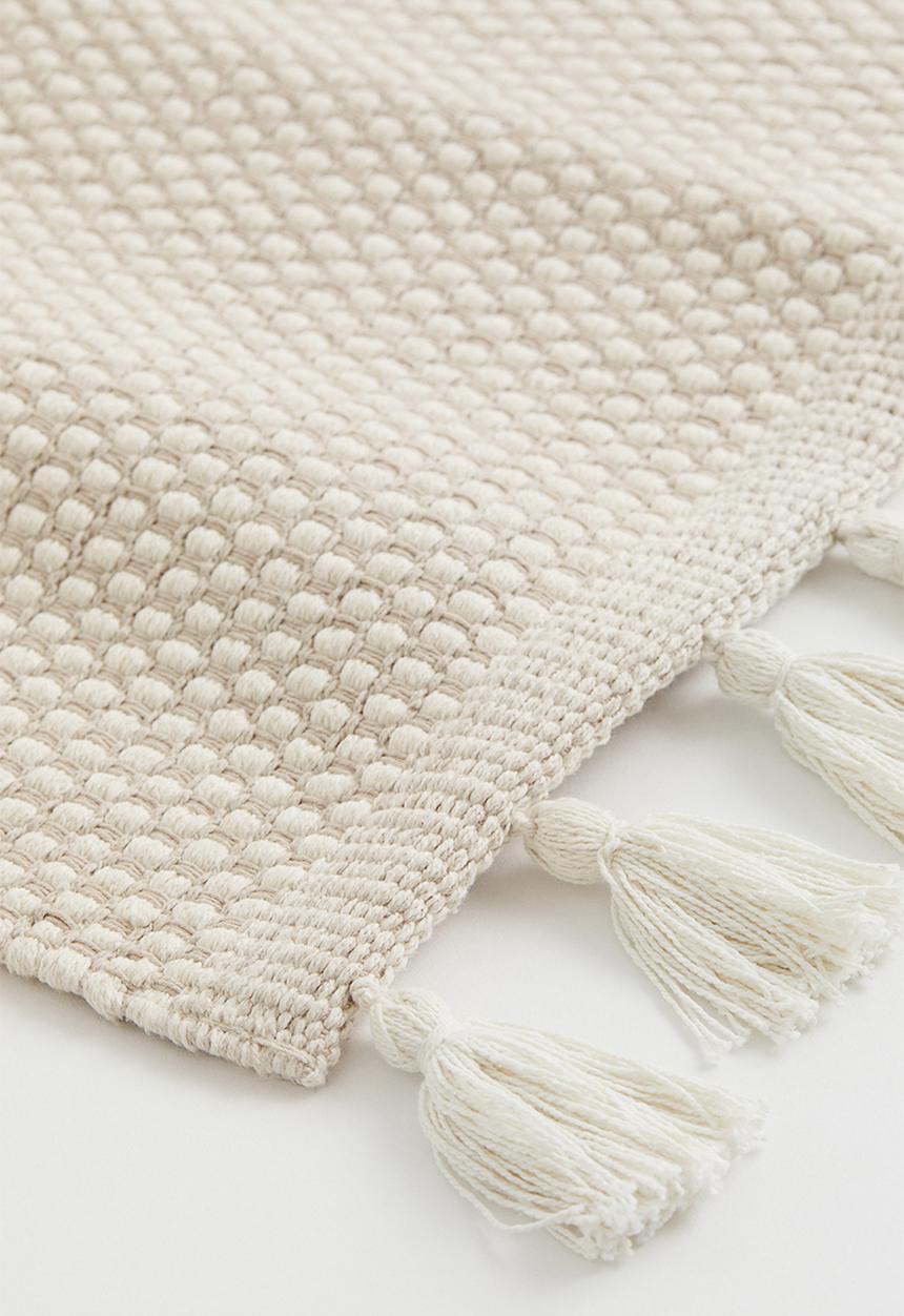 H&M - Tasselled bath mat - beige