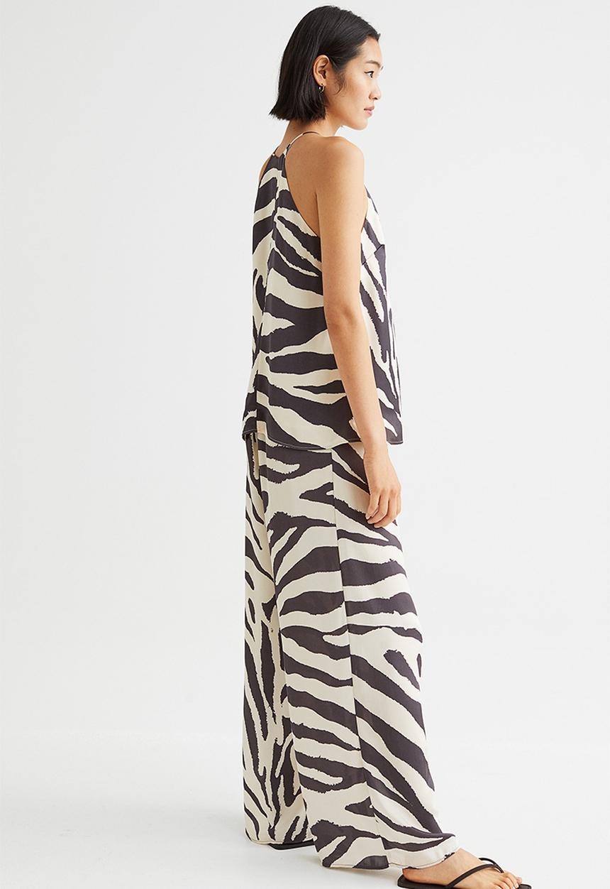 H&M - Satin top - cream/zebra print