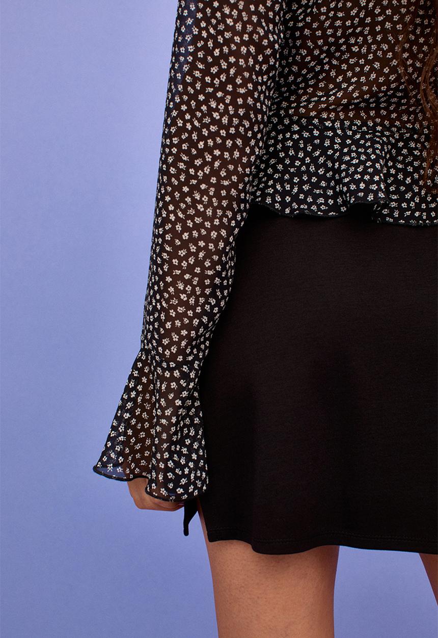 H&M - Drawstring-detail chiffon blouse -black/small flowers