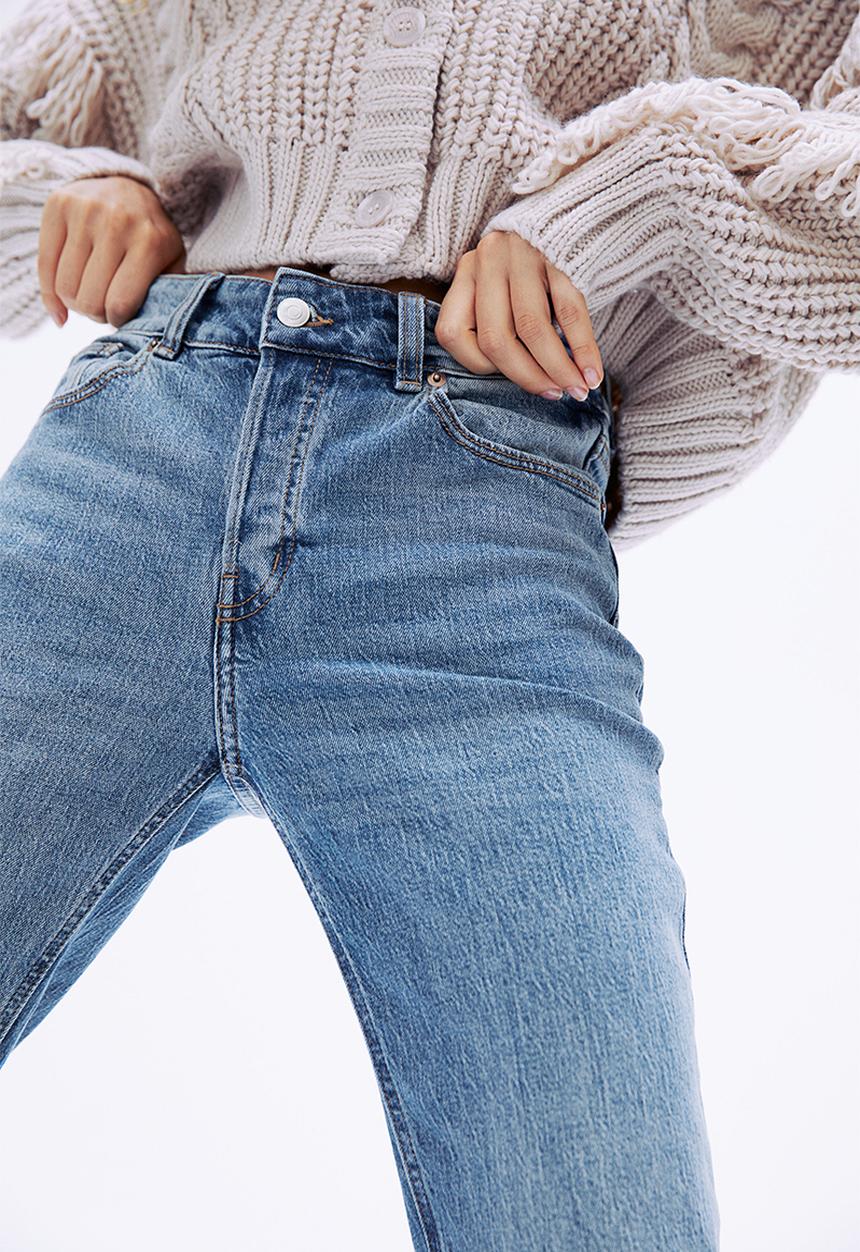 H&M - Flare high jeans - light denim blue