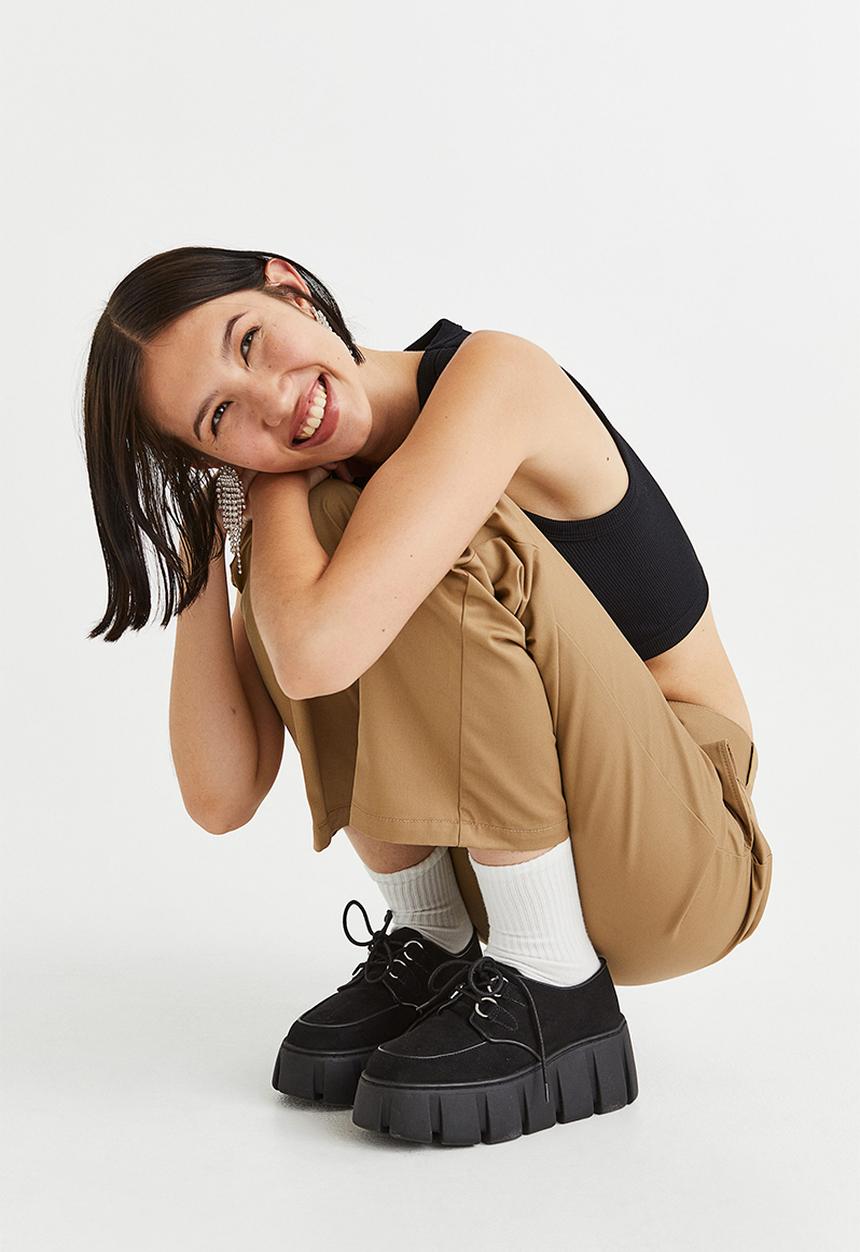 H&M - Crease-leg chinos - dark beige