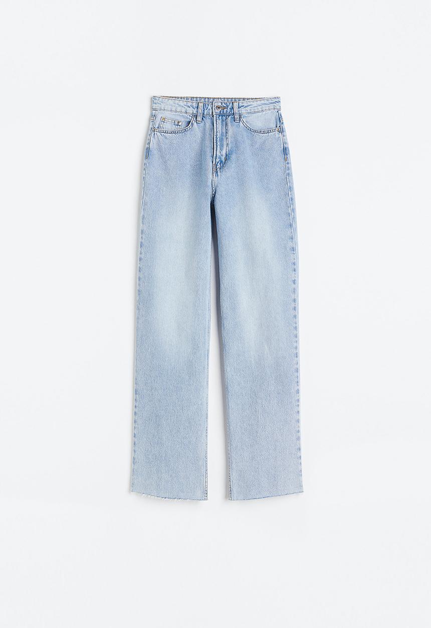 H&M - Wide ultra high jeans - light denim blue