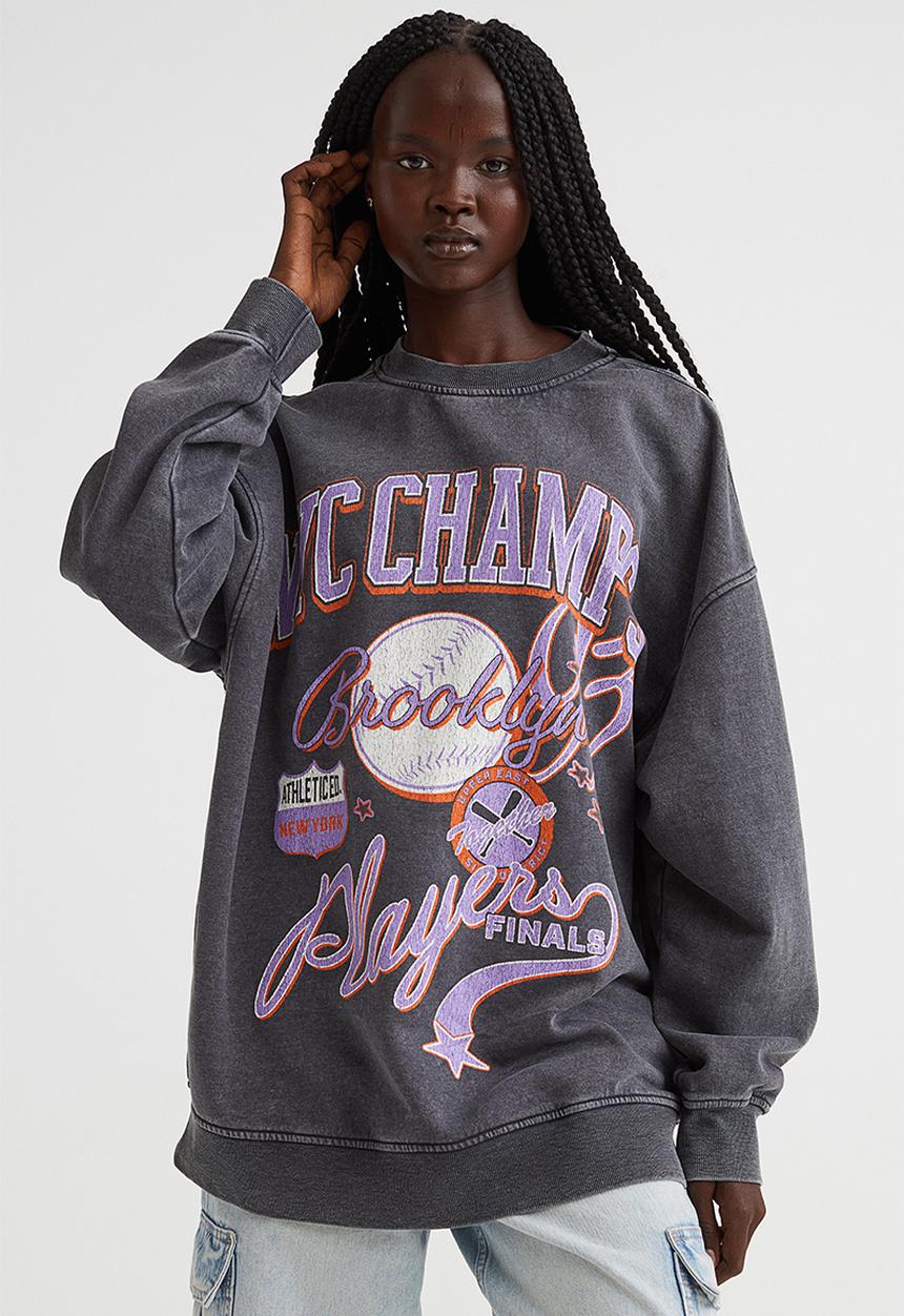 H&M - Oversized printed sweatshirt - dark grey/nyc champs