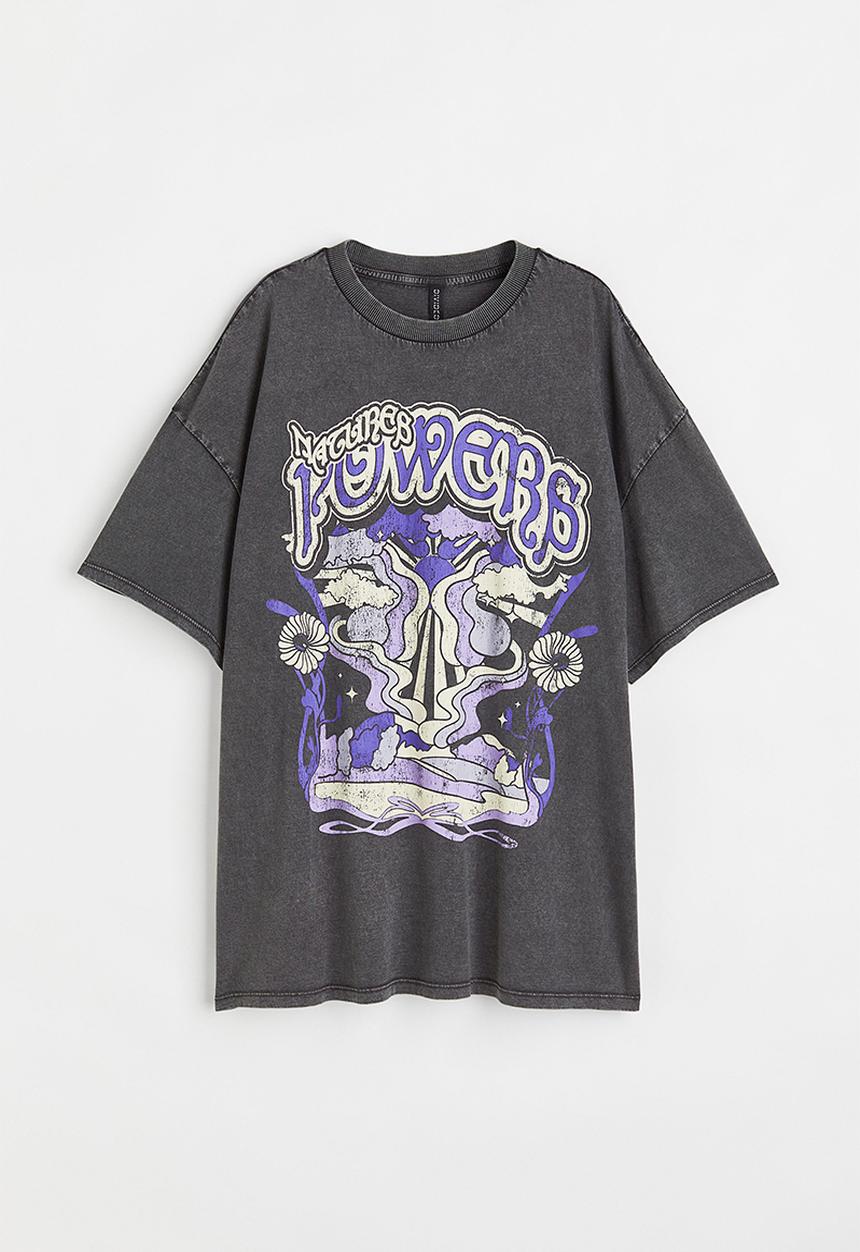 H&M - Oversized printed T-shirt - black/natures powers