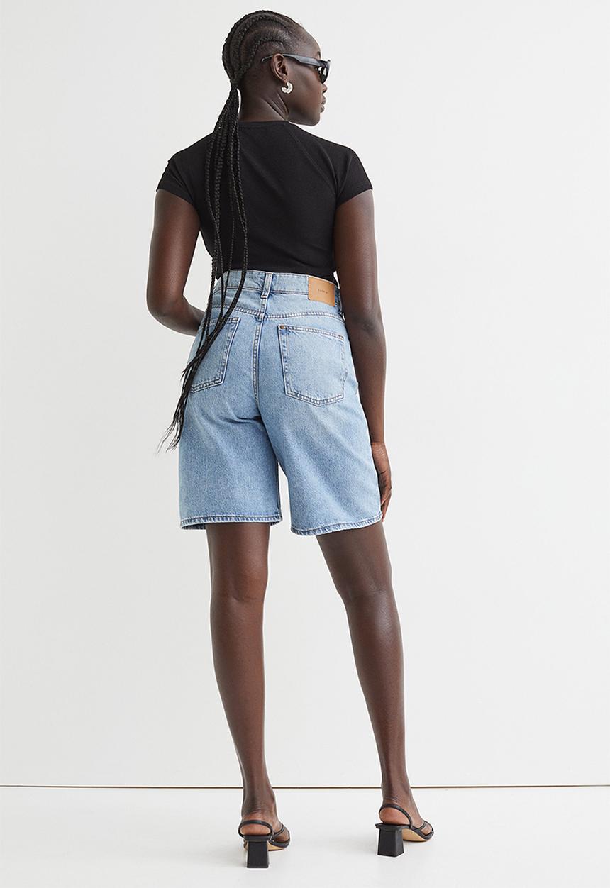 H&M - Wide bermuda high waist shorts - light denim blue