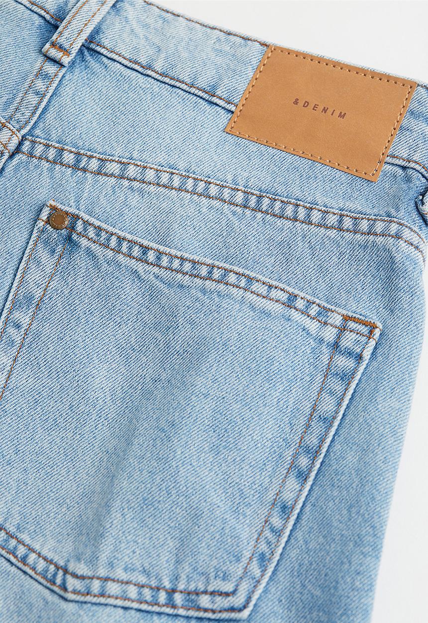 H&M - Wide bermuda high waist shorts - light denim blue