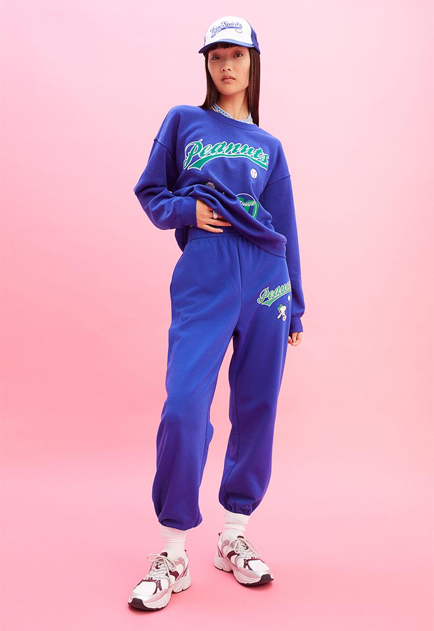 H&M - Printed sweatshirt - bright blue/snoopy