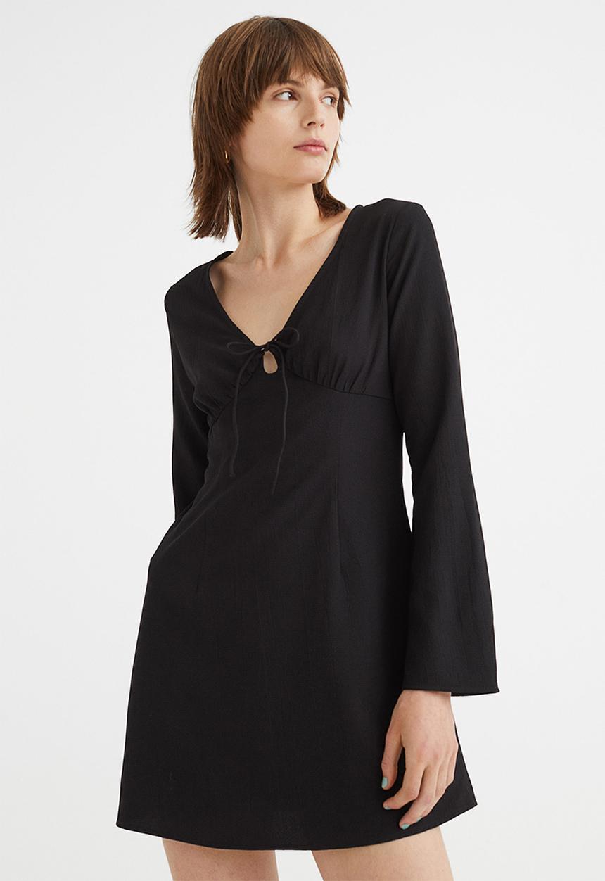 H&M - Patterned tie-detail dress - black