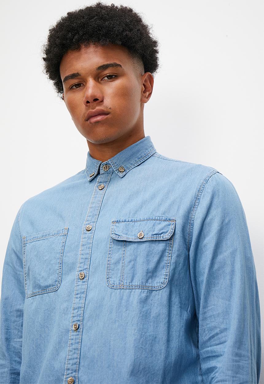 STYLE REPUBLIC - Oversized long sleeve washed flap pocket denim overshirt - light blue