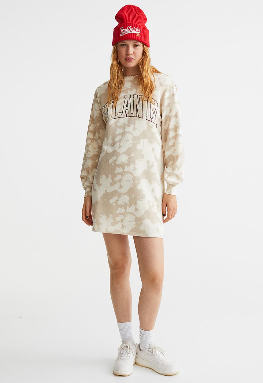 H&M - Patterned sweatshirt dress - beige/atlanta