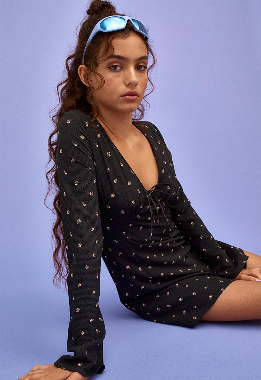 H&M - Patterned tie-detail dress - black/small flowers