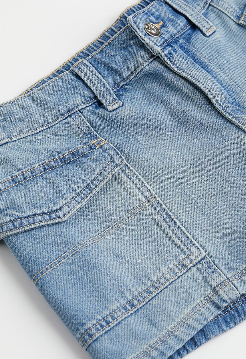 H&M - Denim cargo shorts - light denim blue