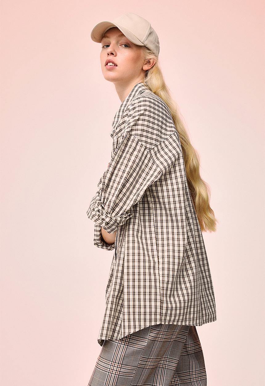 H&M - Oversized cotton shirt - light beige/checked