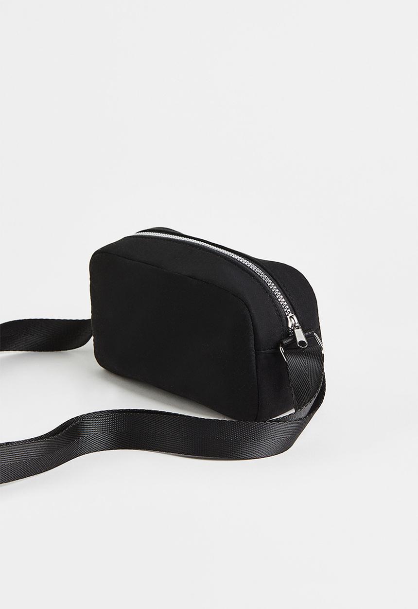 H&M - Small shoulder bag - black 