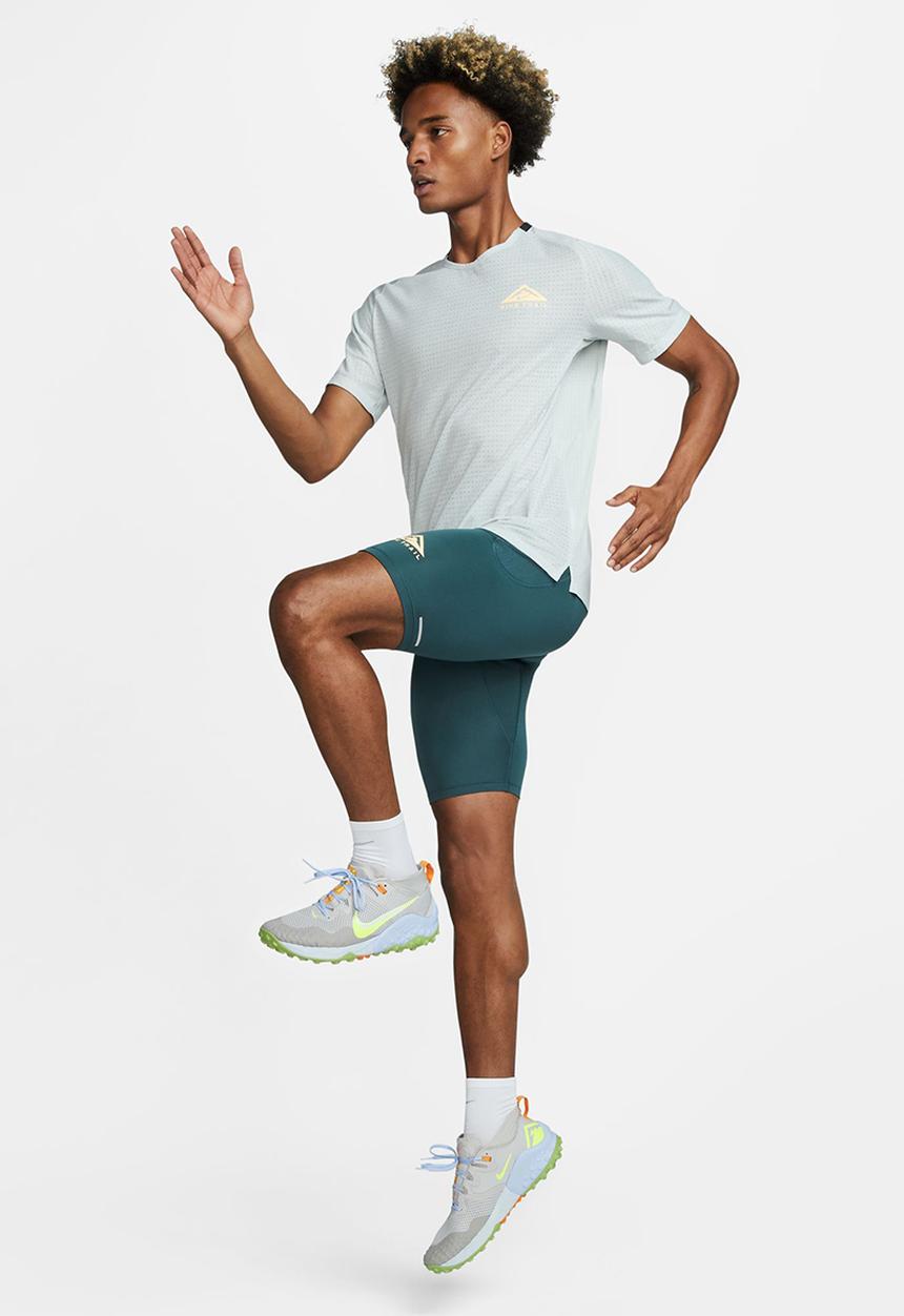 Nike - Nike Trail Solar Chase Dri-FIT Short-Sleeve Running Top
