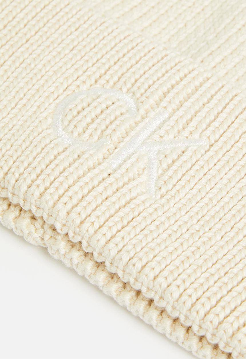 Calvin Klein - Essentials beanie - ecru