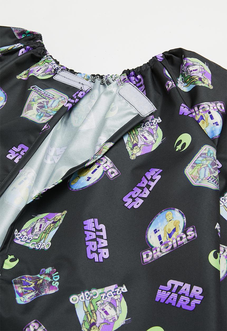 Cotton On - Licensed art smock - lcn luc star wars/droids repeat