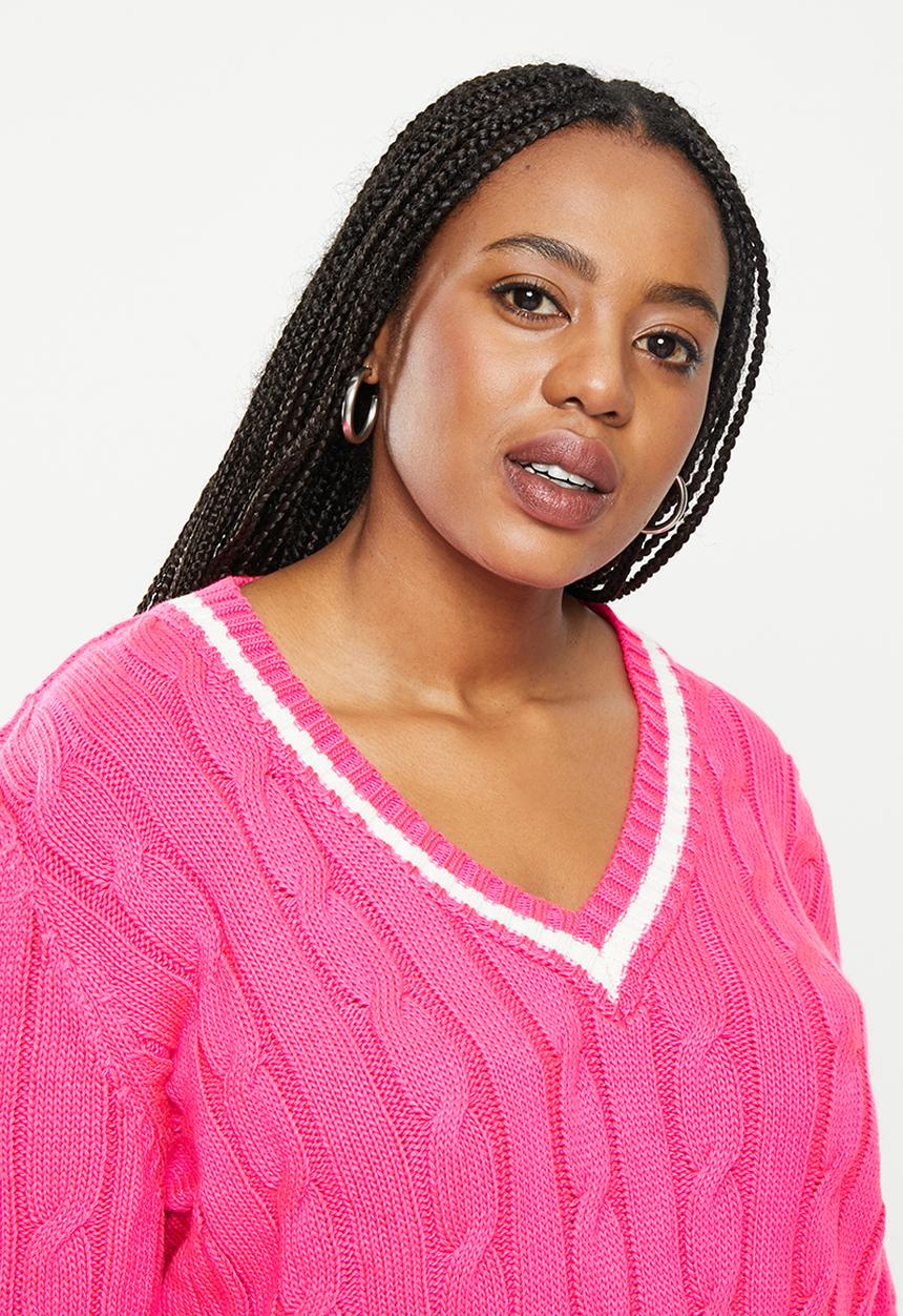 Trendyol - Plus relaxed v-neck knit sweater - pink