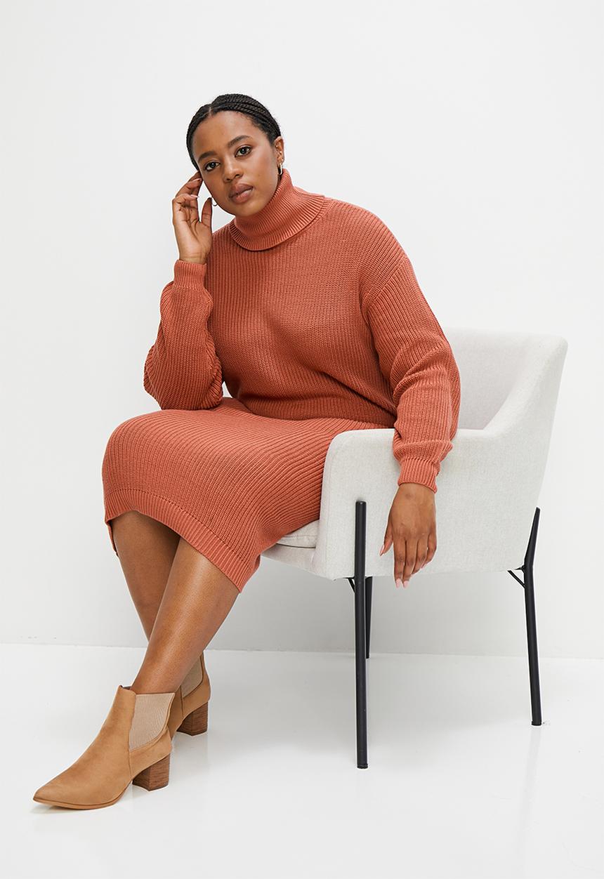 edit Plus - Chunky roll neck knitwear dress - rust