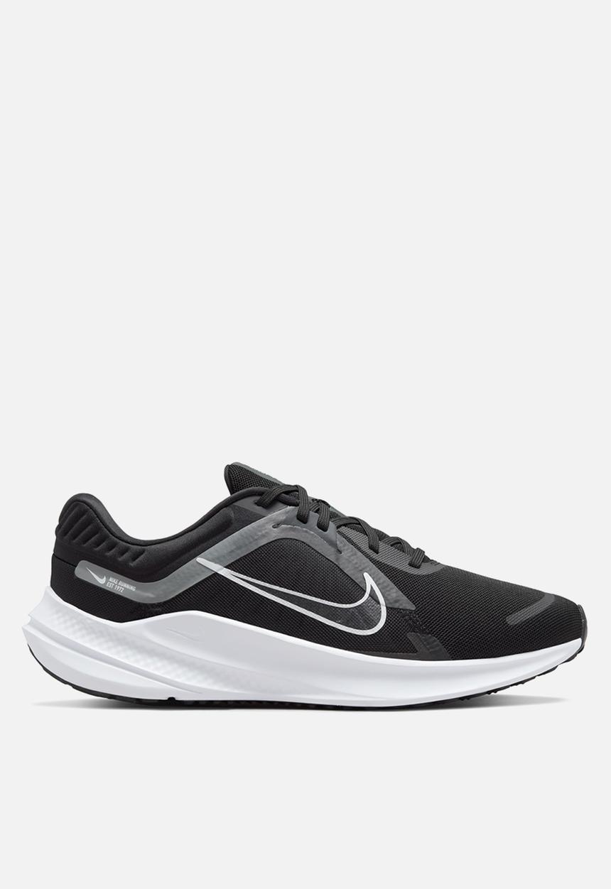 Nike - Quest 5