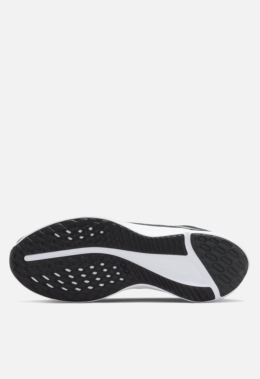 Nike - Quest 5