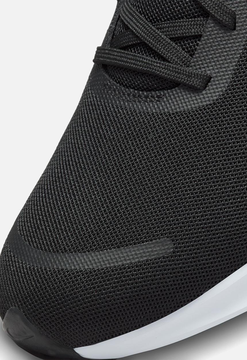 Nike - Quest 5