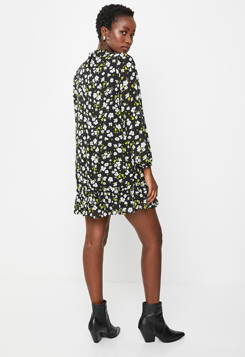 Trendyol - Floral detail dress - black