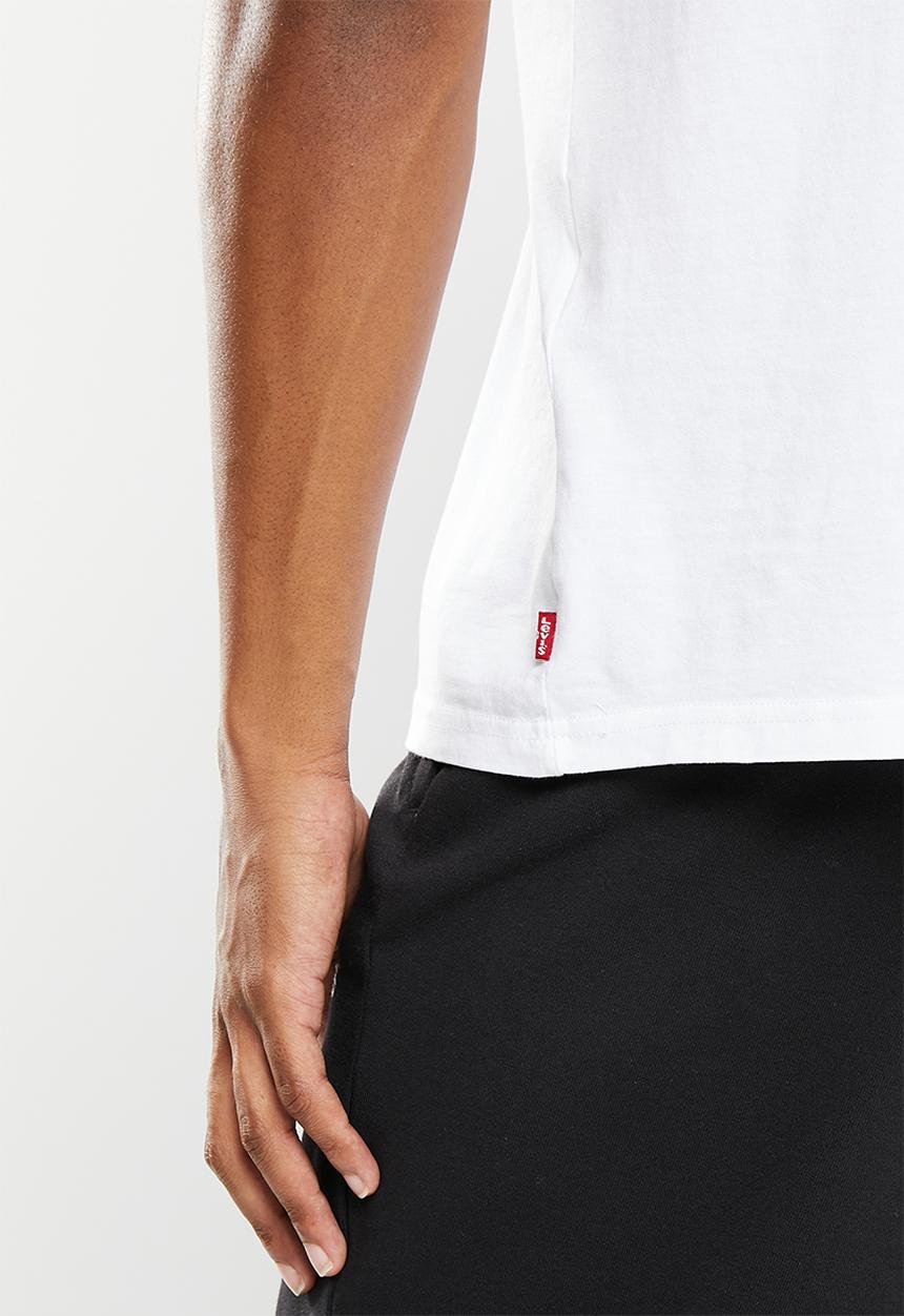 Levi’s® - Short sleeve relaxed fit tee sports - white