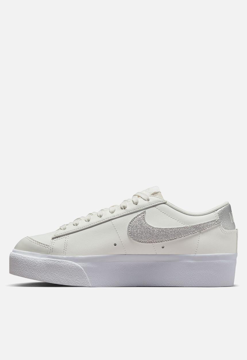 Nike - Nike Blazer Low Platform
