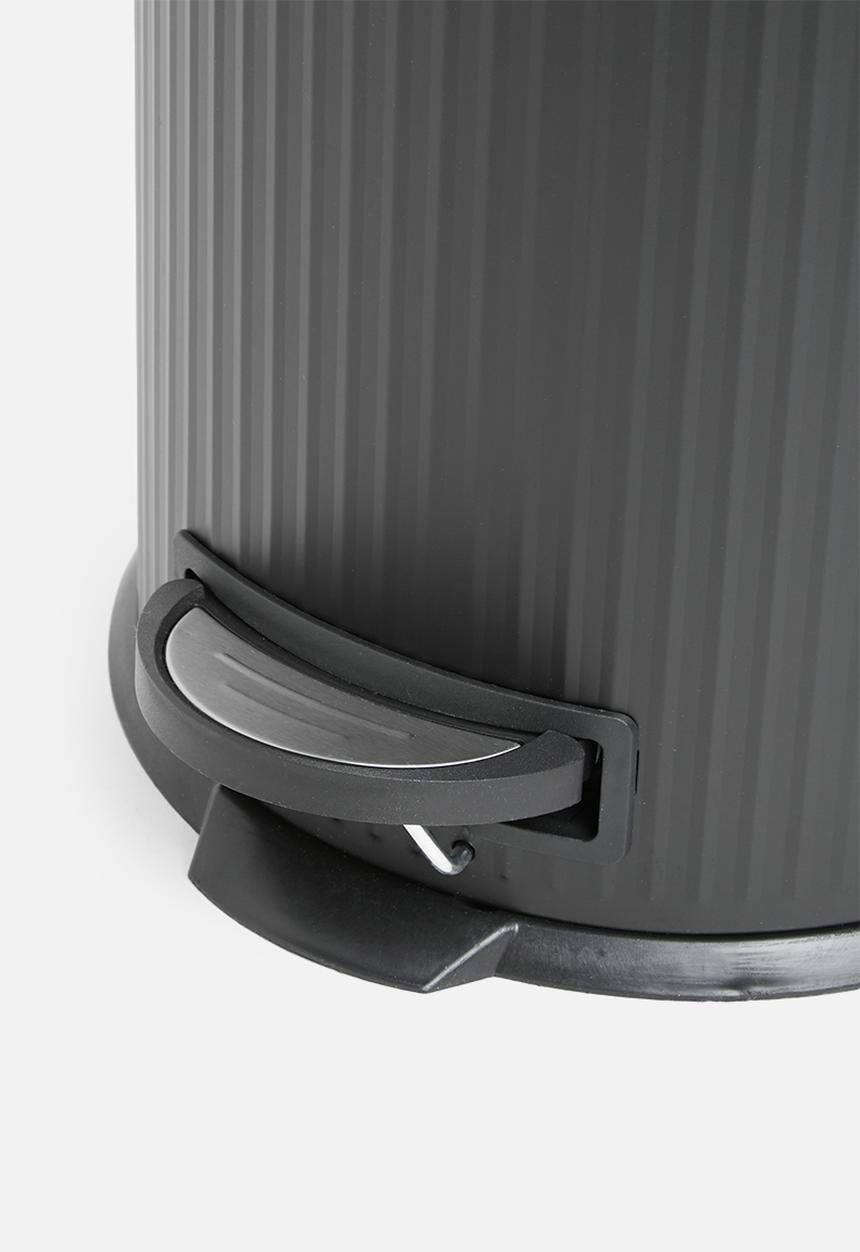 Bathroom Solutions - Pedal bin black