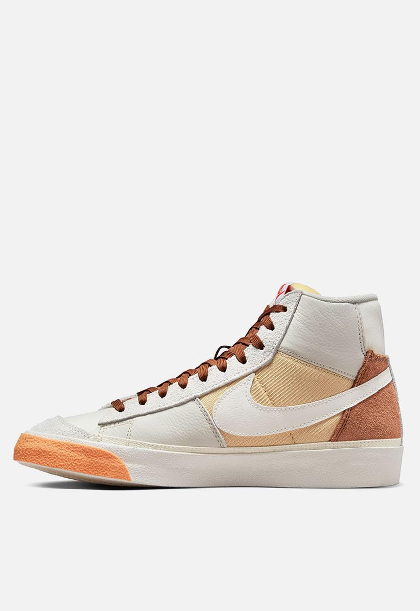 Nike - Blazer '77 remastered