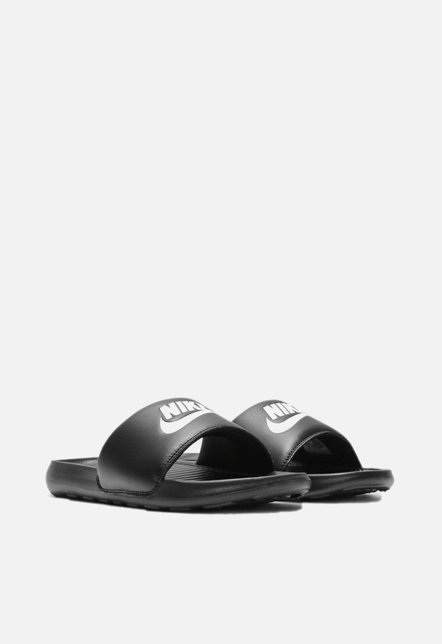 Nike - Victori one - black & white