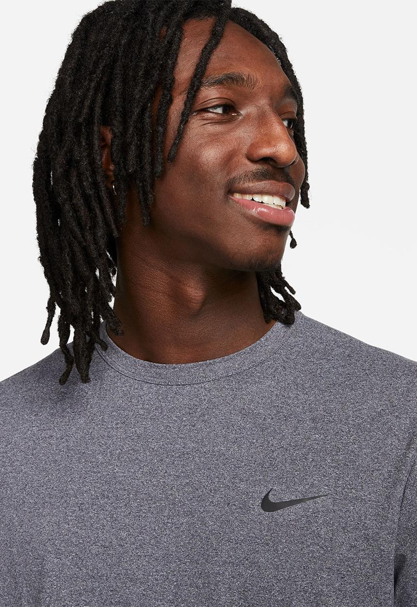 Nike - Dri-Fit uv hyverse short sleeve