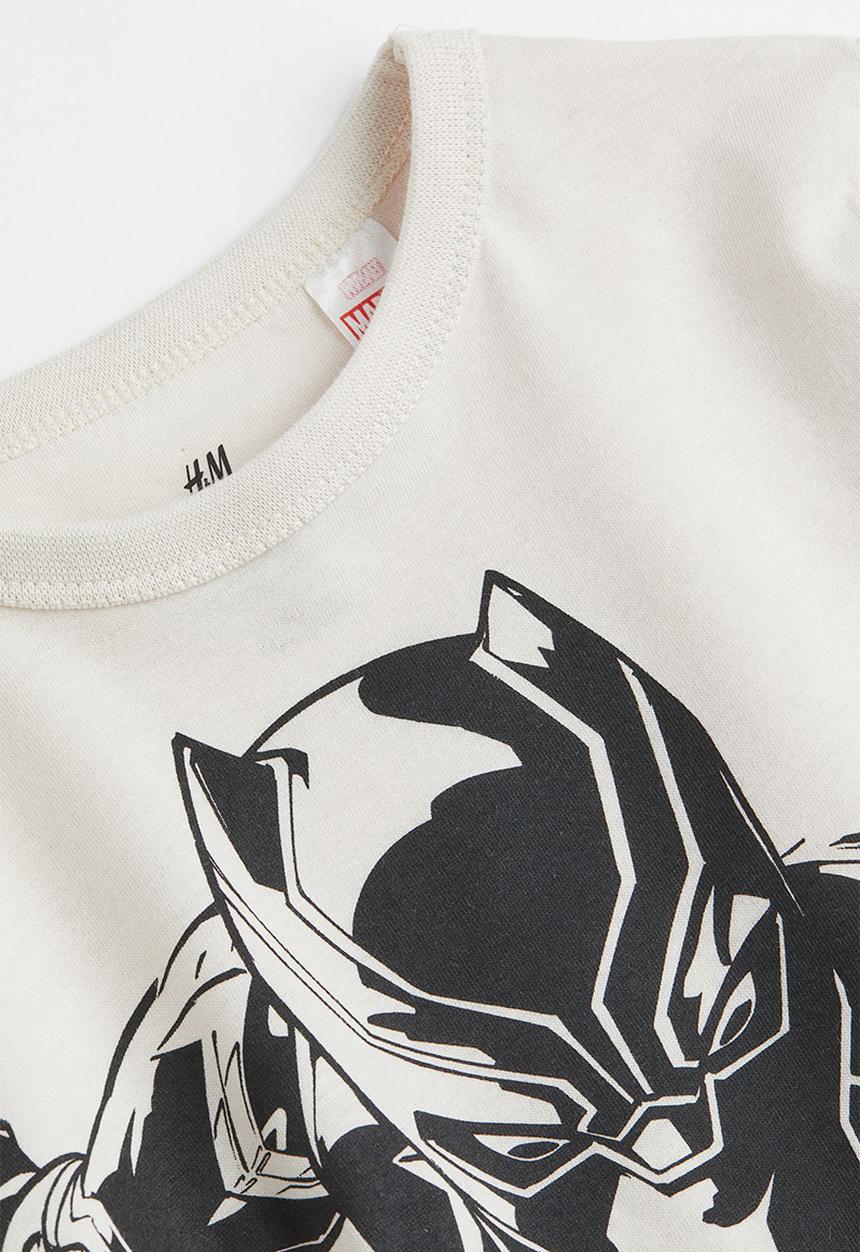 H&M - Printed top - light beige/black panther