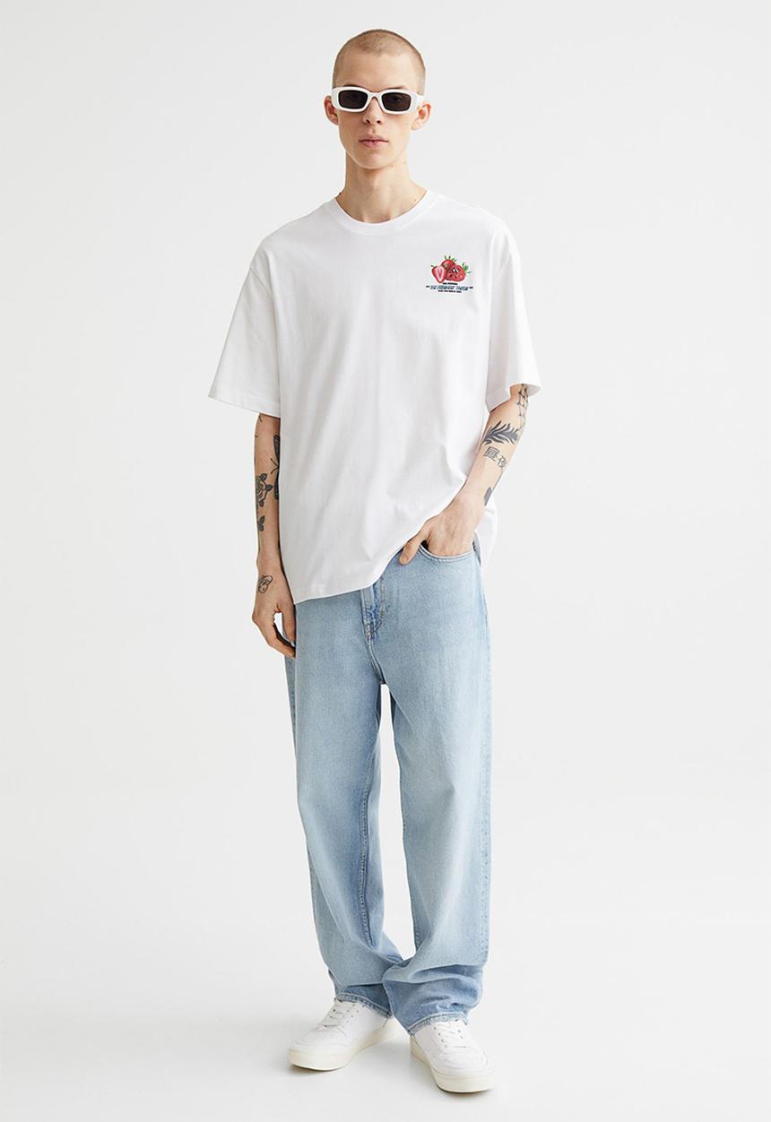 H&M - Relaxed fit cotton T-shirt - white/strawberries