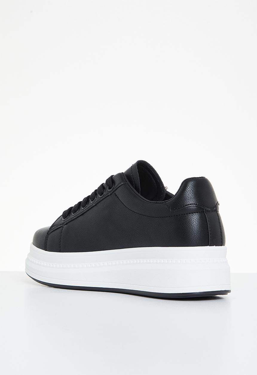 Superbalist - Kendall lace up sneaker - black