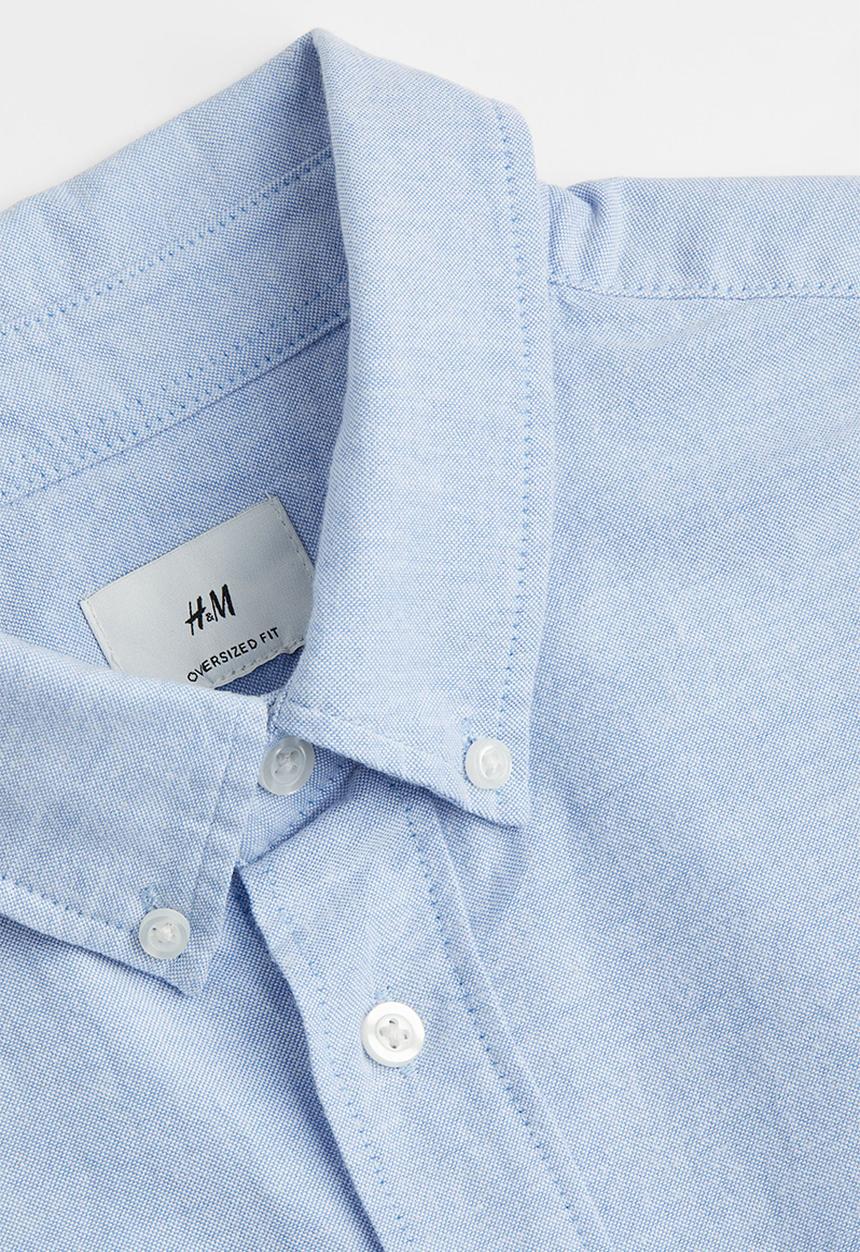 H&M - Oversized fit short-sleeved oxford shirt - light blue