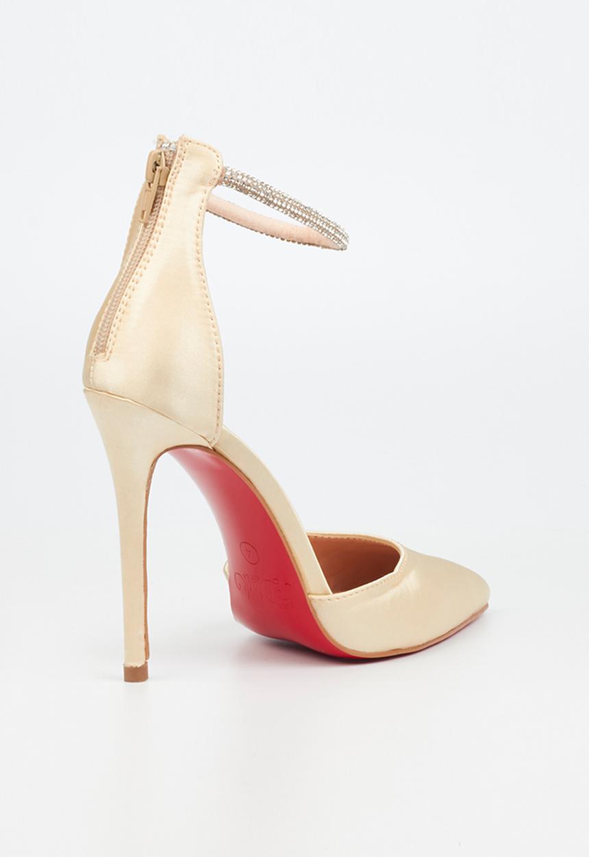 Miss Black - Lou 29 court heel - champagne