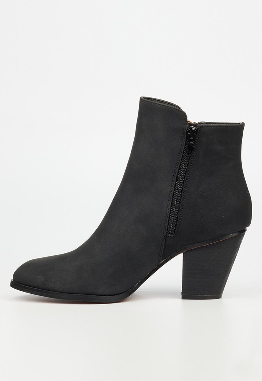 Butterfly Feet - Sandi 2 ankle boot - black