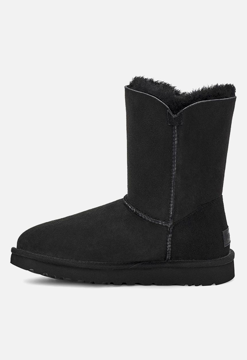 UGG® - Bailey zip short - black