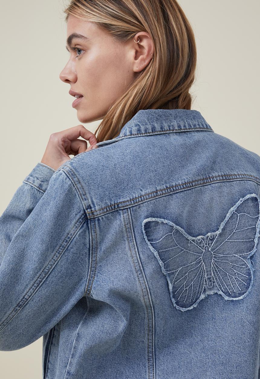 Cotton On - Butterfly girlfriend denim jacket - blue butterfly