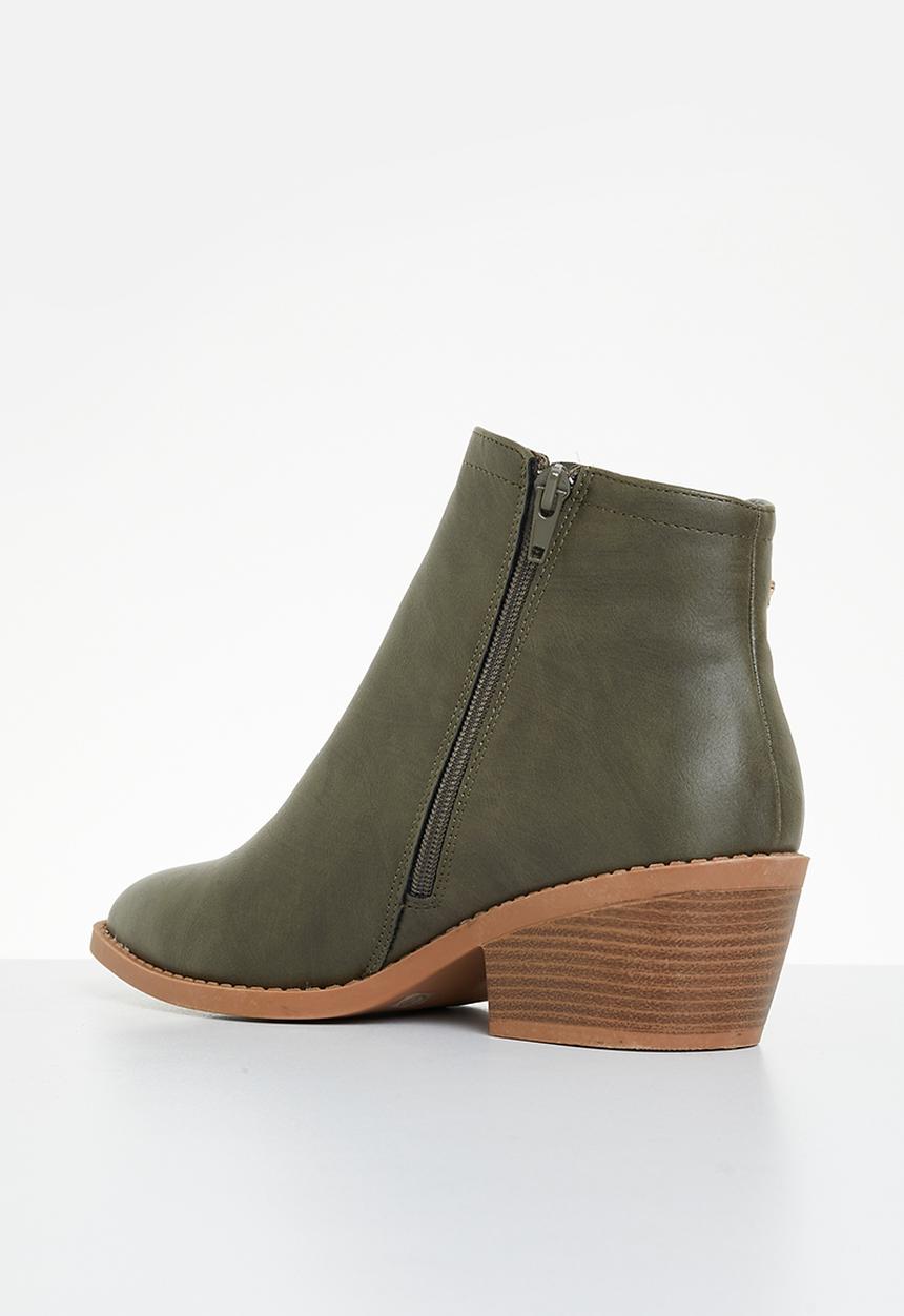 Butterfly Feet - Coraline 3 ankle boot - olive