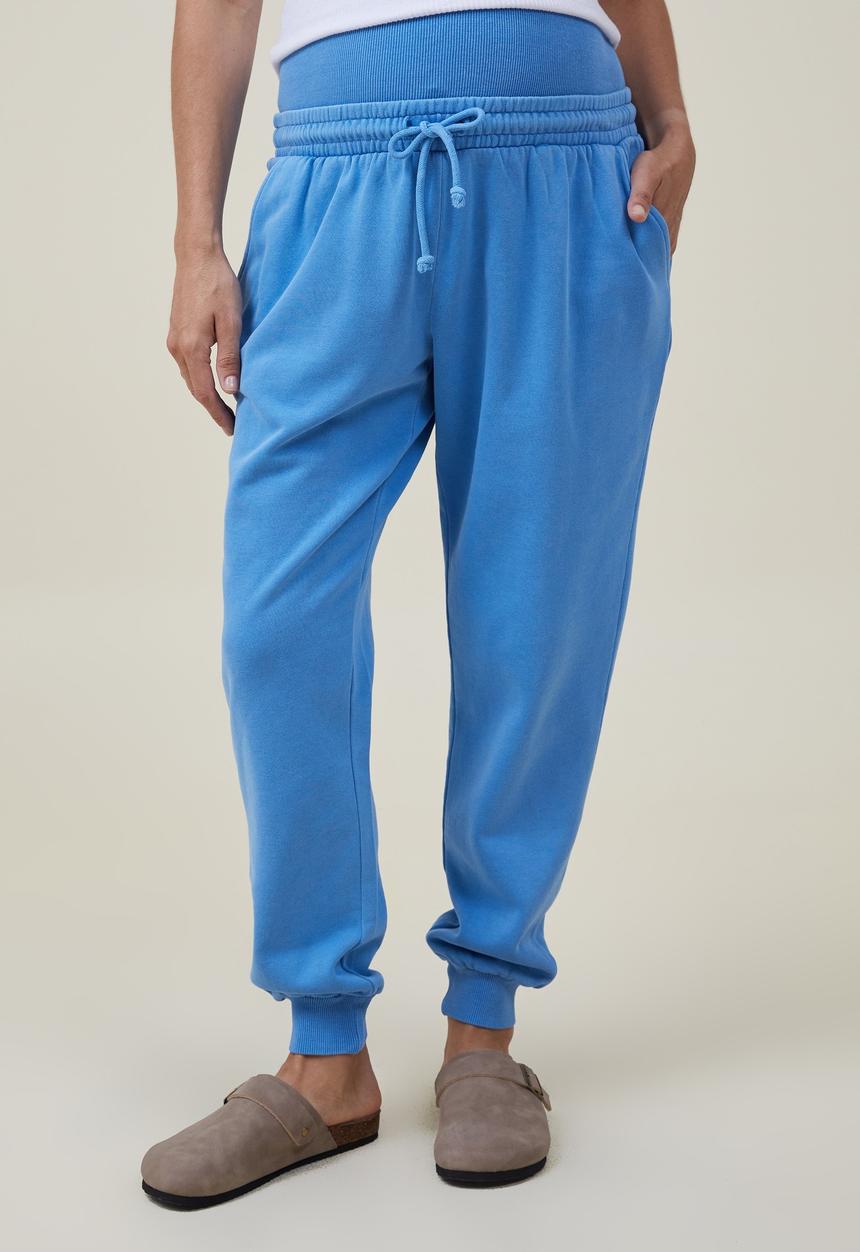 Cotton On - Maternity classic washed trackpant - washed fuzzy blue 
