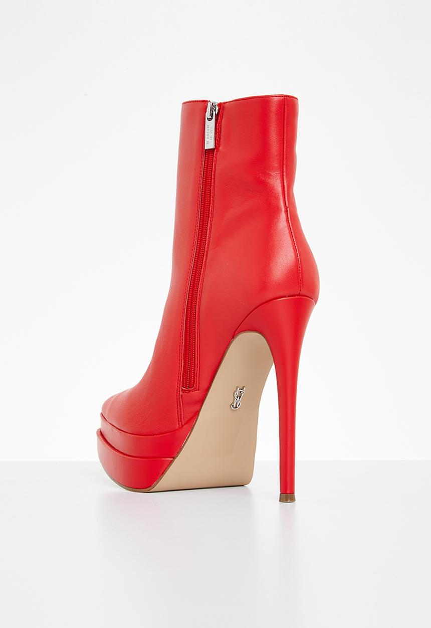 Steve Madden - Fyre boot - red leather