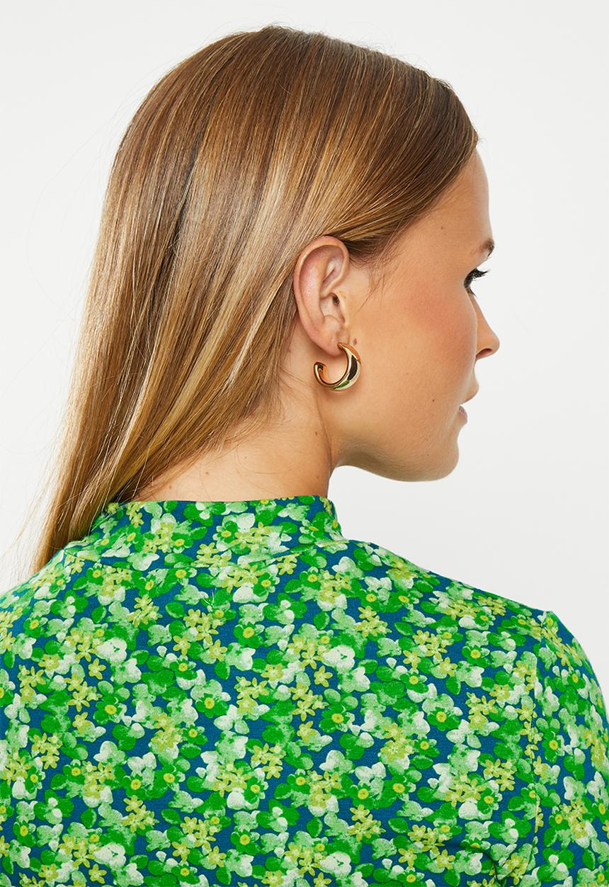 Glamorous - Floral long sleeve ditsy crop co-ord - lime and blue